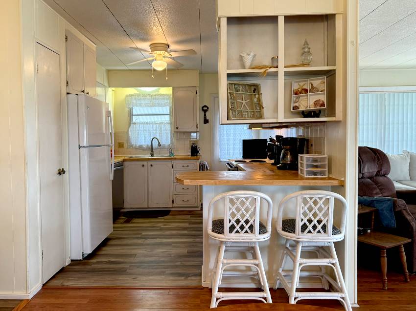 31 Center Rd a Palmetto, FL Mobile or Manufactured Home for Sale